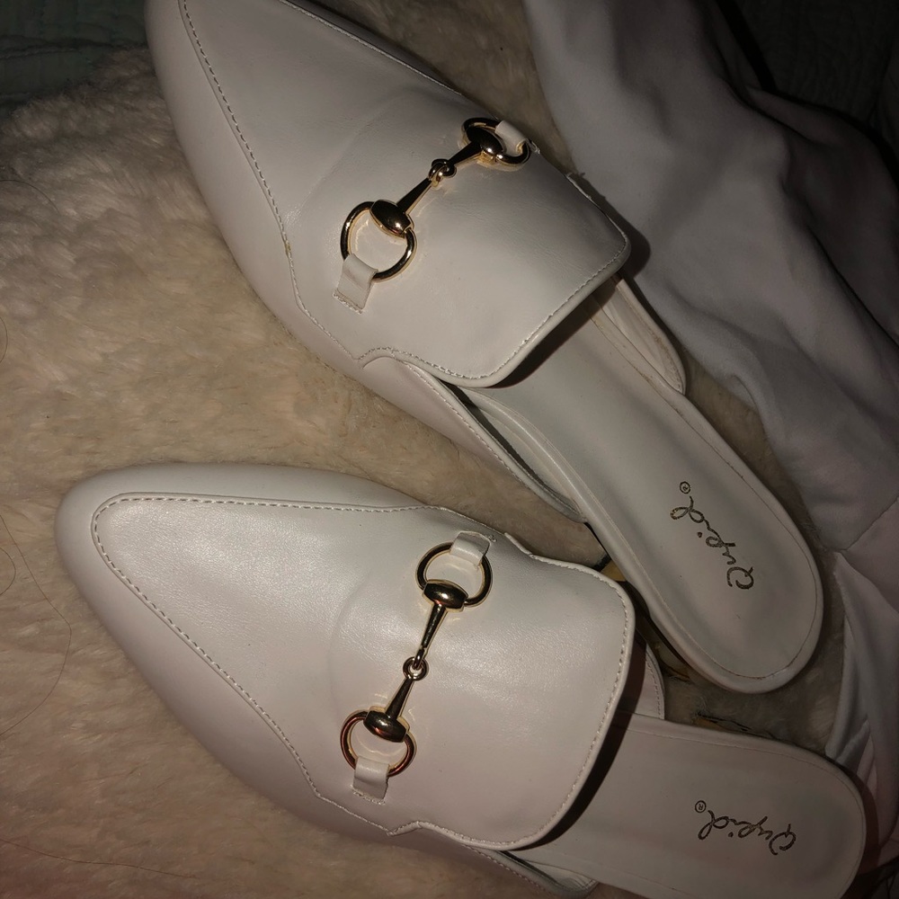 Qupid Flats with pearl heels !!